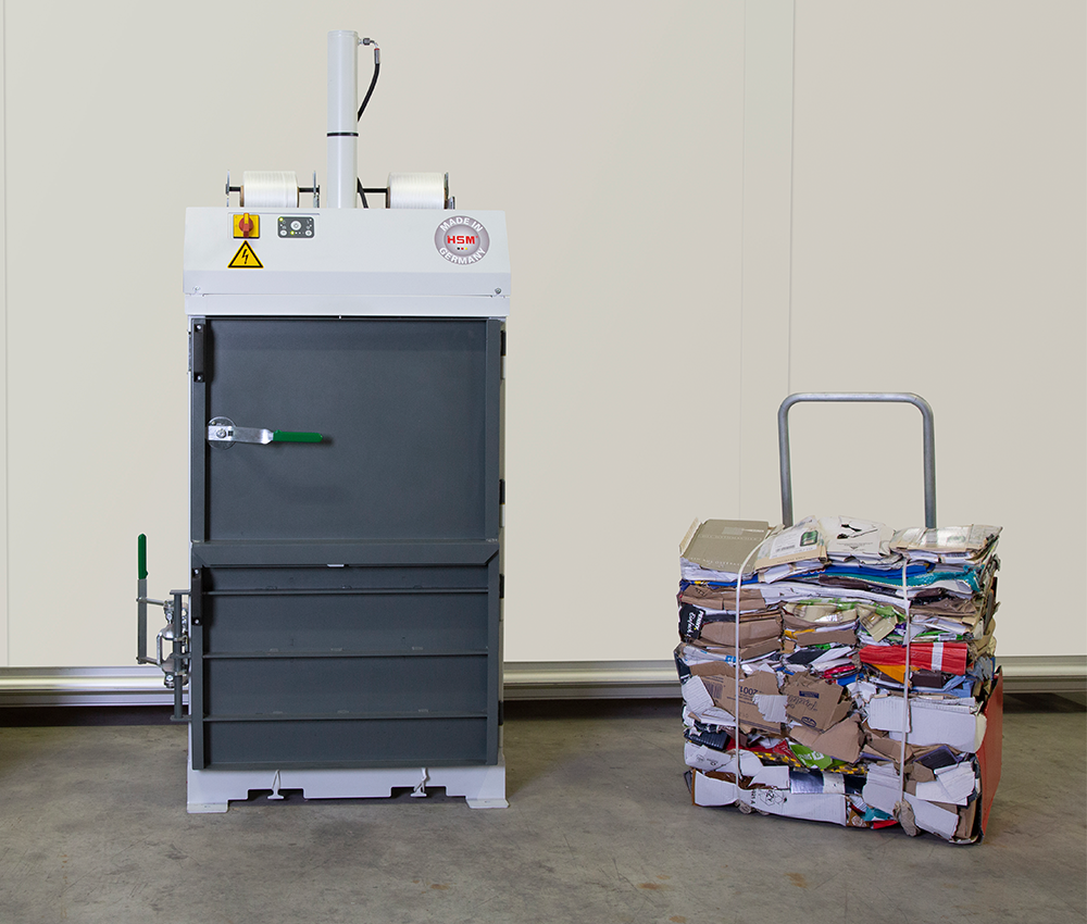HSM V-Press 825 Plus Pro Vertical Bailing Press